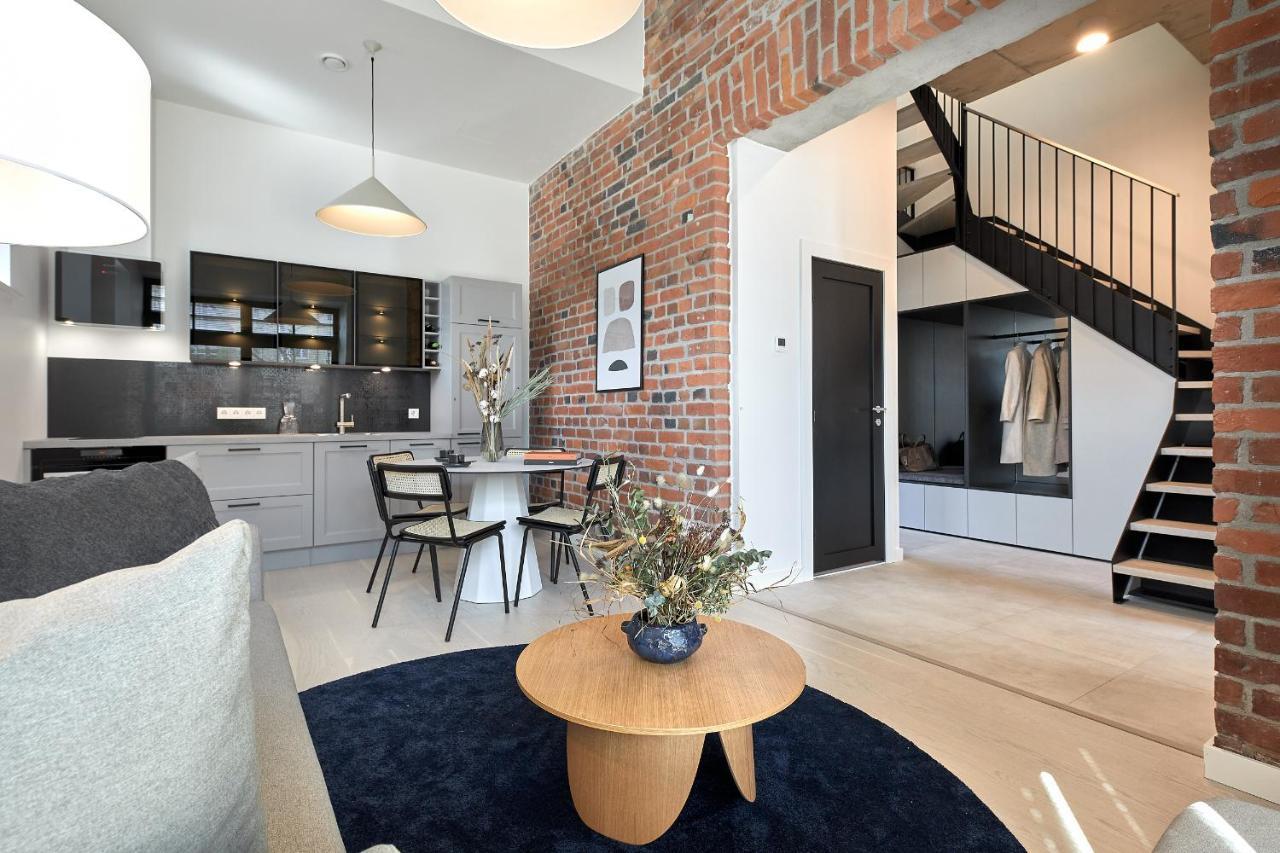 High Ceiling Loft With Its Own Backyard And A Terrace Talin Exterior foto