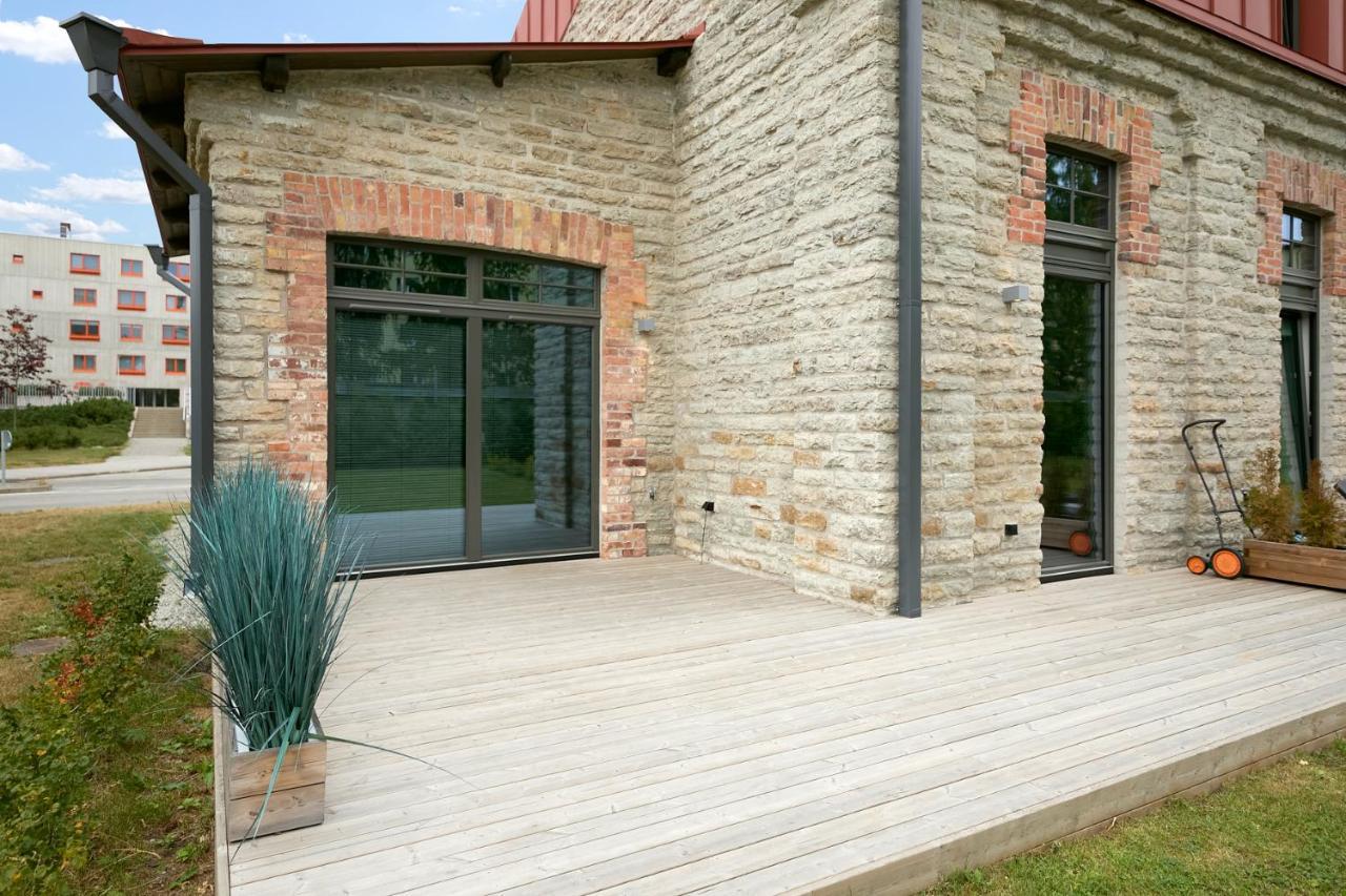 High Ceiling Loft With Its Own Backyard And A Terrace Talin Exterior foto