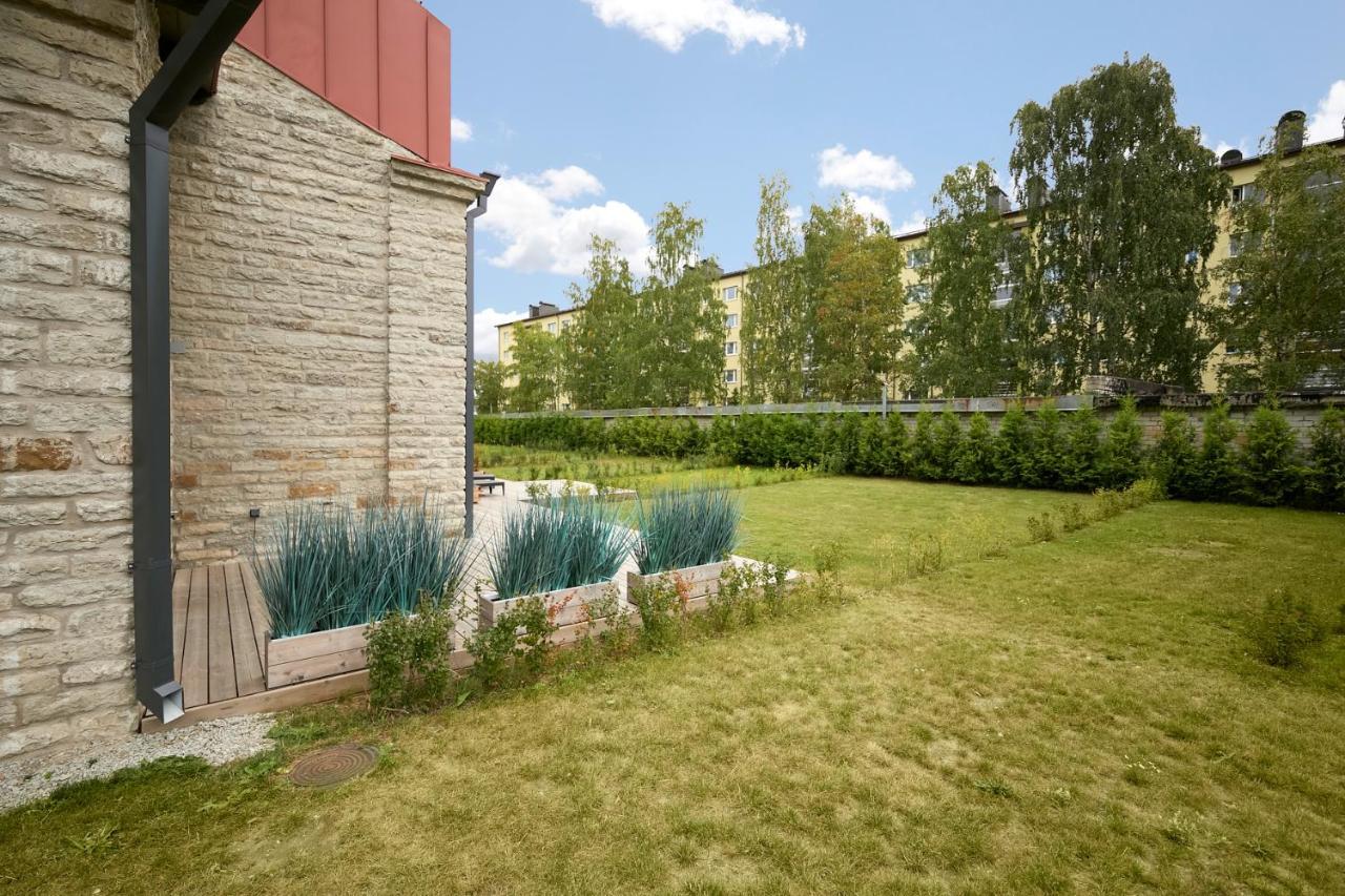 High Ceiling Loft With Its Own Backyard And A Terrace Talin Exterior foto